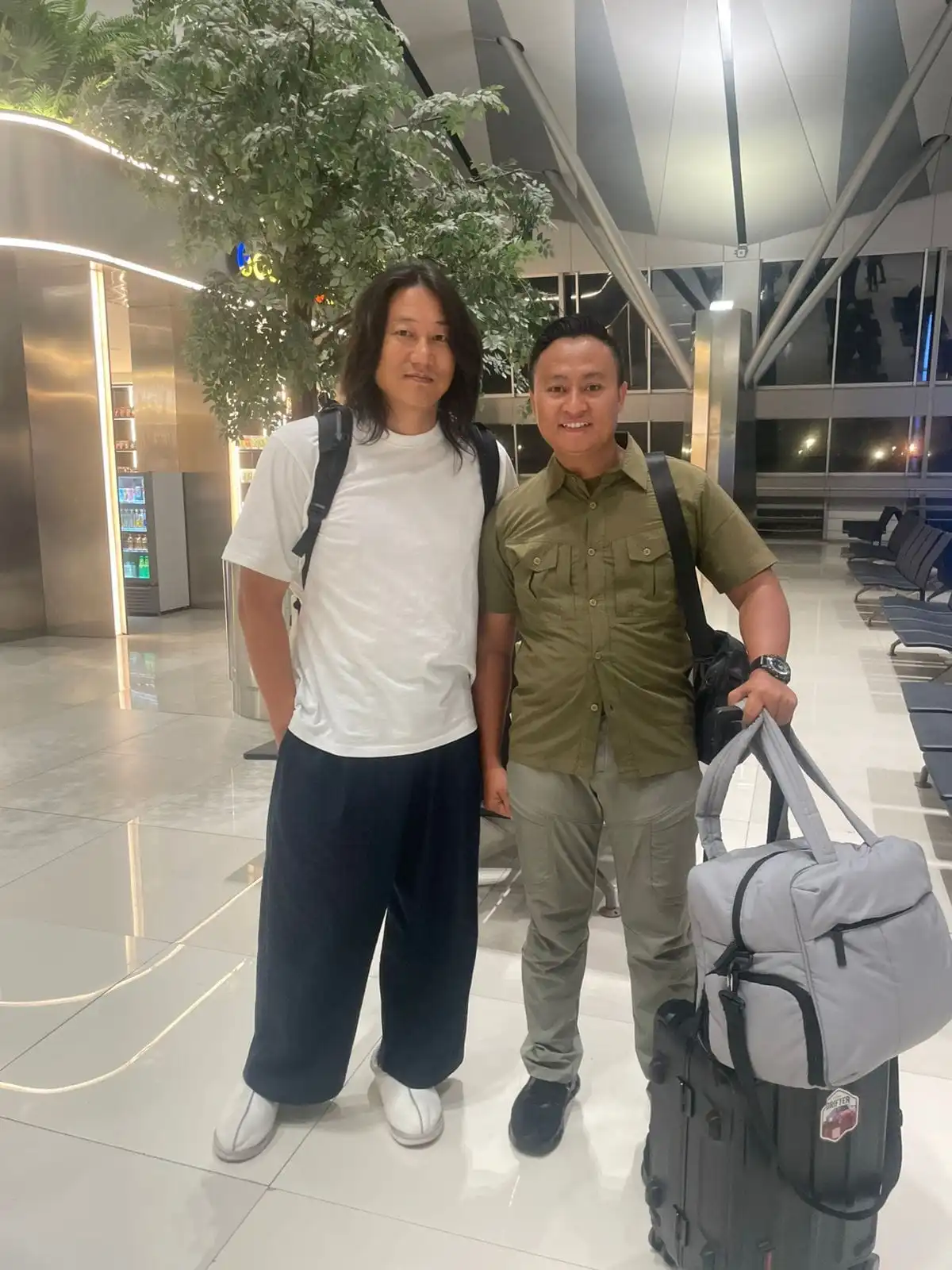 Turun pesawat, langsung ada yang jemput.